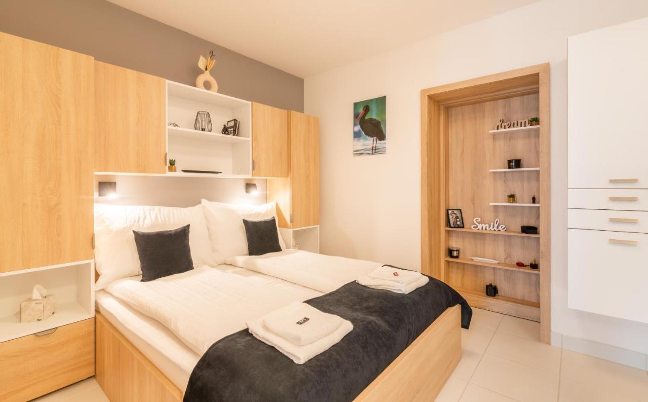 Jegmadar & Fekete Golya Apartmanok Mosonmagyaróvár 외부 사진