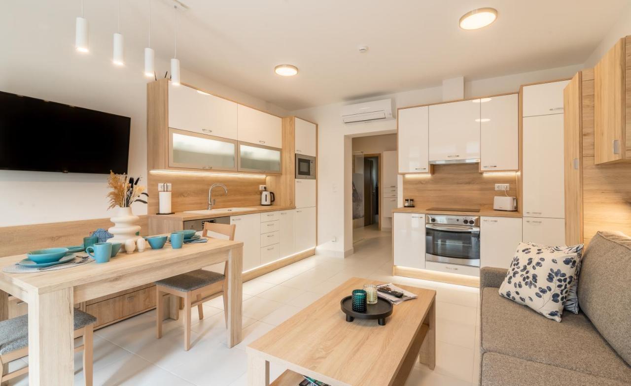 Jegmadar & Fekete Golya Apartmanok Mosonmagyaróvár 외부 사진