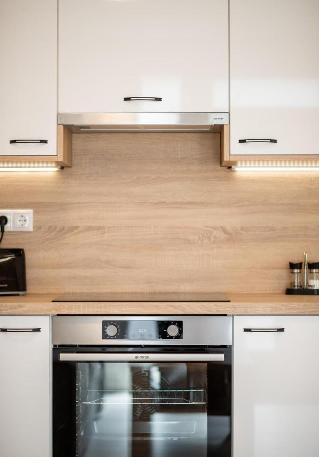 Jegmadar & Fekete Golya Apartmanok Mosonmagyaróvár 외부 사진